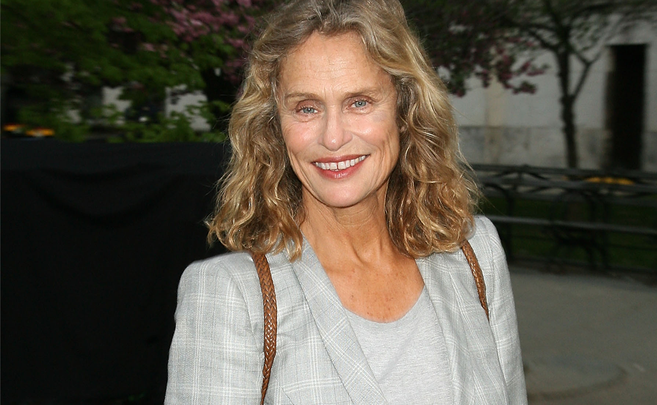 Lauren Hutton’s 5 Affordable Beauty Tips And The Viral TikTok Lipstick You’ll Find In Her Handbag