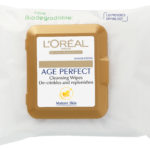 Age Perfect Smoothing Cleansing Wipes