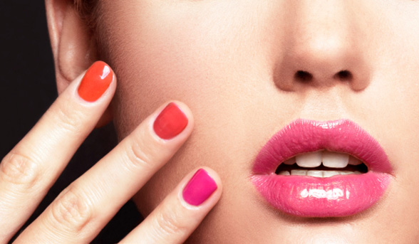 7 excellent lipstick and nail polish combos