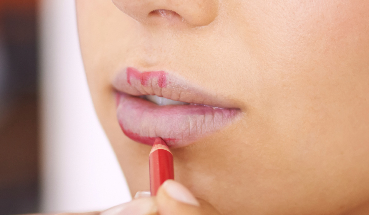 12 Lipstick tricks every woman should know