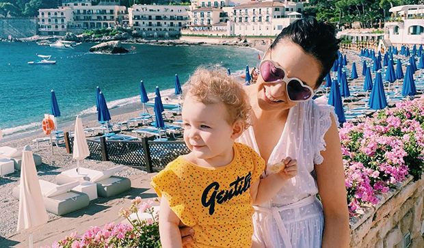 Zoë Foster Blake shares her hilarious parenting advice for bath time