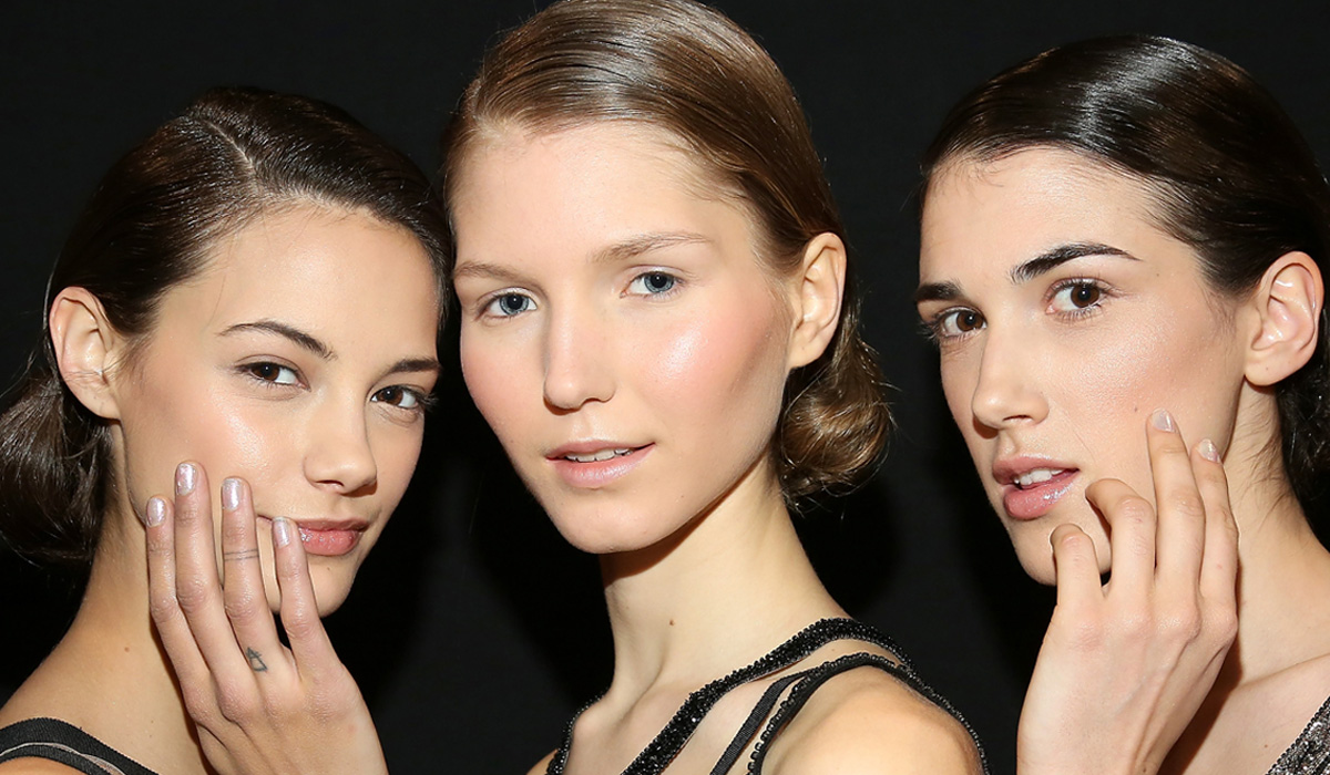 How to cover blushing and facial redness