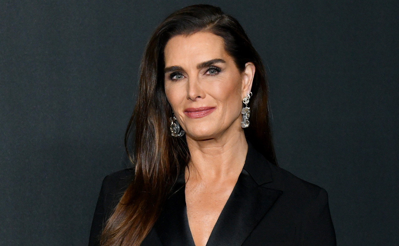 The Unusual Tool Brooke Shields Uses To Fill In Her Famous Brows