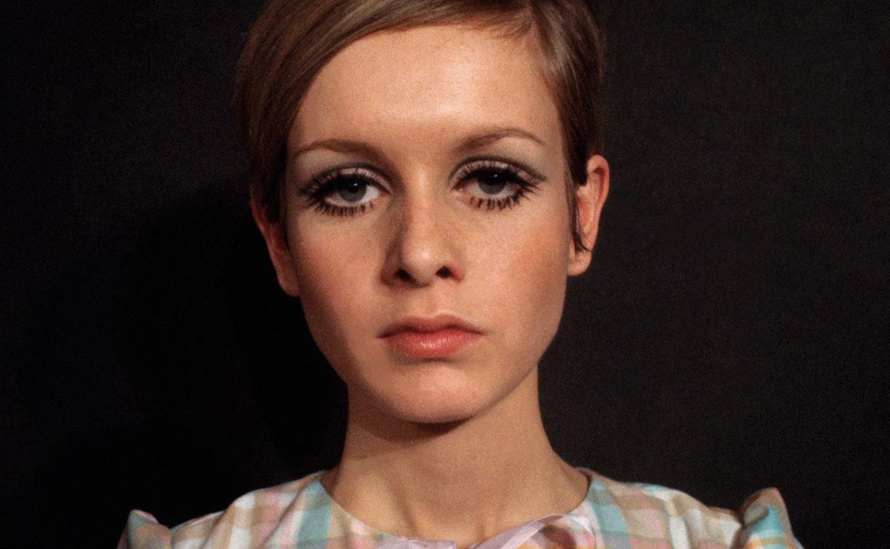 Twiggy Reveals The Time Consuming Process Behind Her Iconic Lash Look