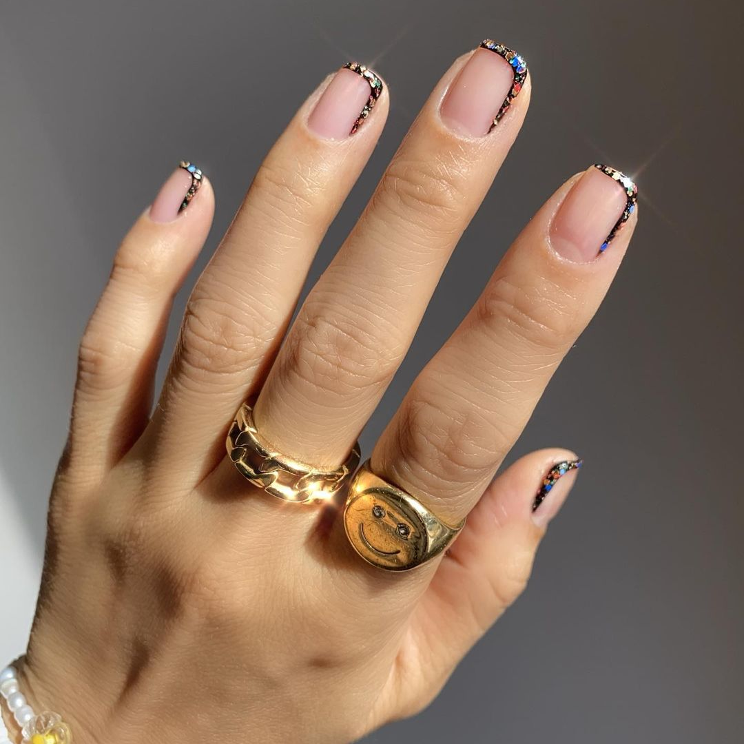 45+ Short French Nails For An Elegant Mani - Betty Beautylicious