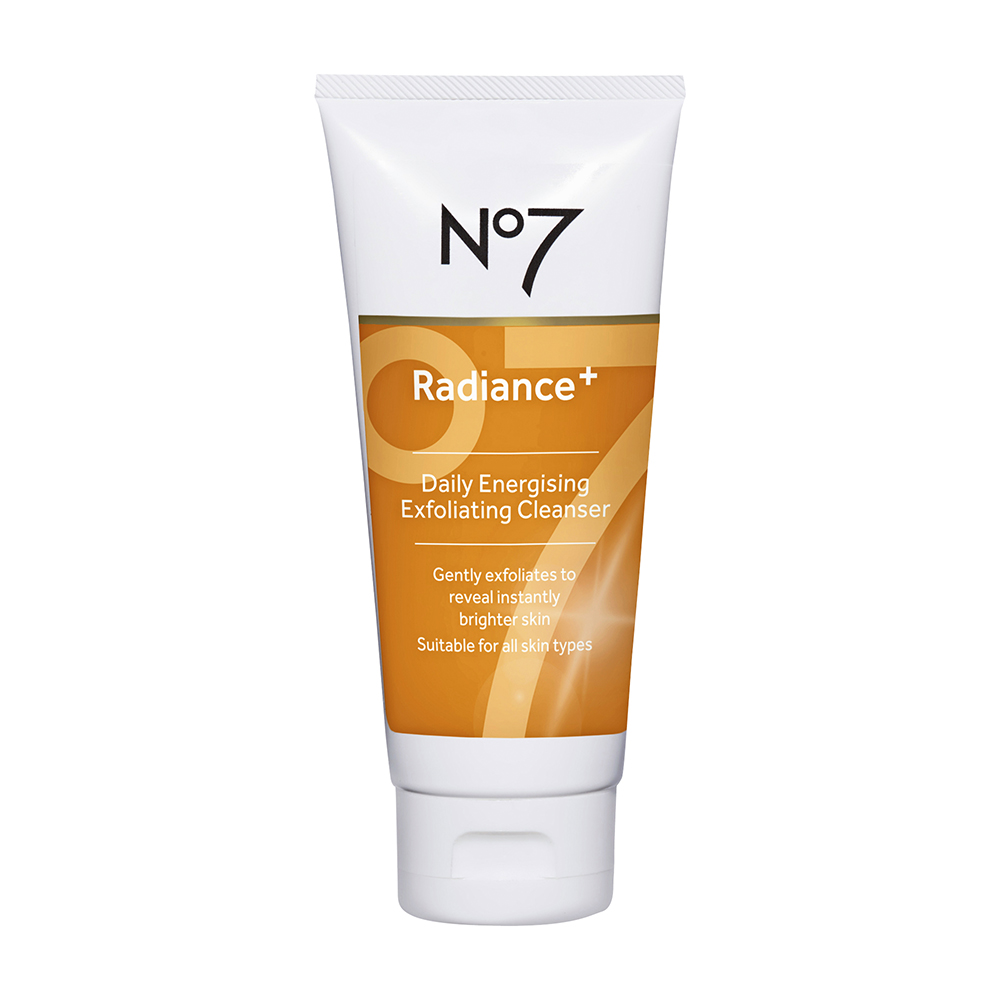 No7 Radiance+ Daily Energising Exfoliating Cleanser Reviews beautyheaven